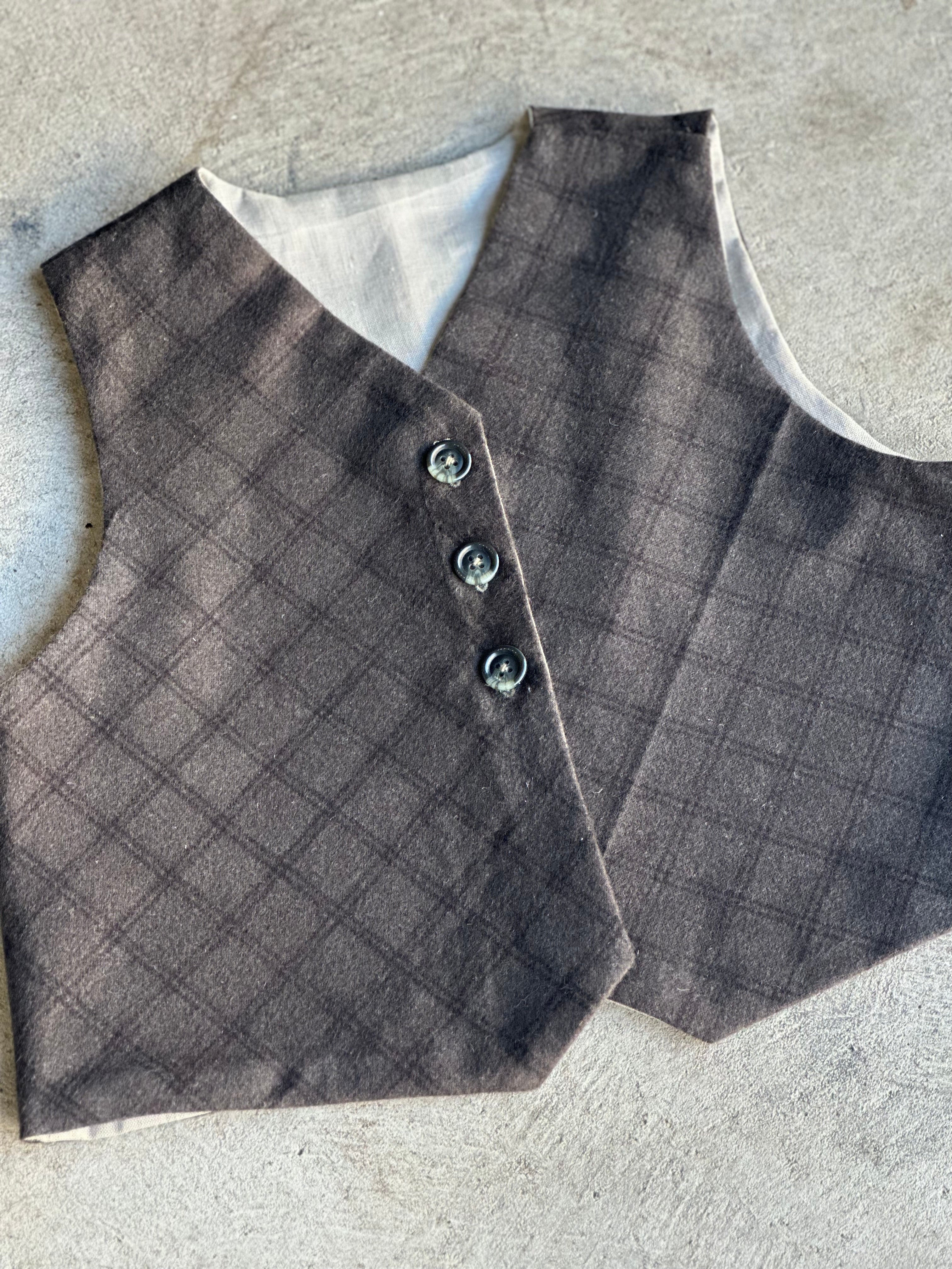 Japi Reversible Vest